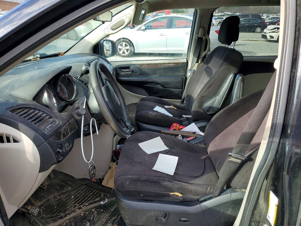 2011 DODGE GRAND CARAVAN MAINSTREET photo 7