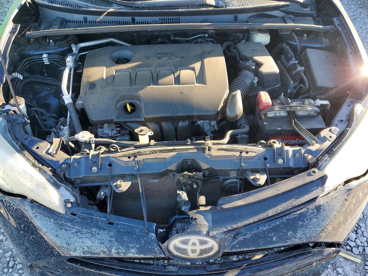 2019 TOYOTA COROLLA L photo 11