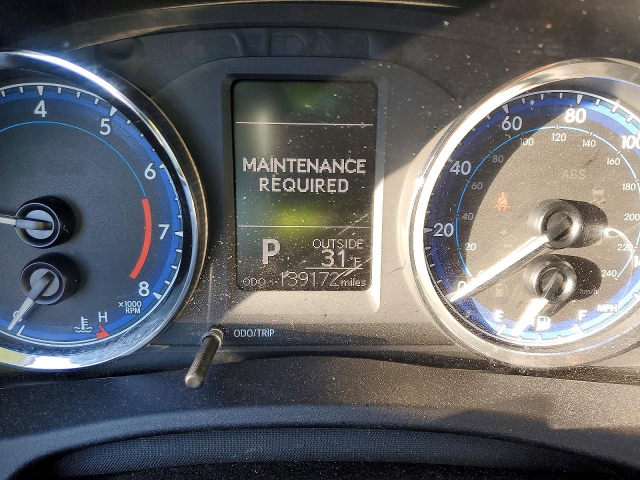 2019 TOYOTA COROLLA L photo 9