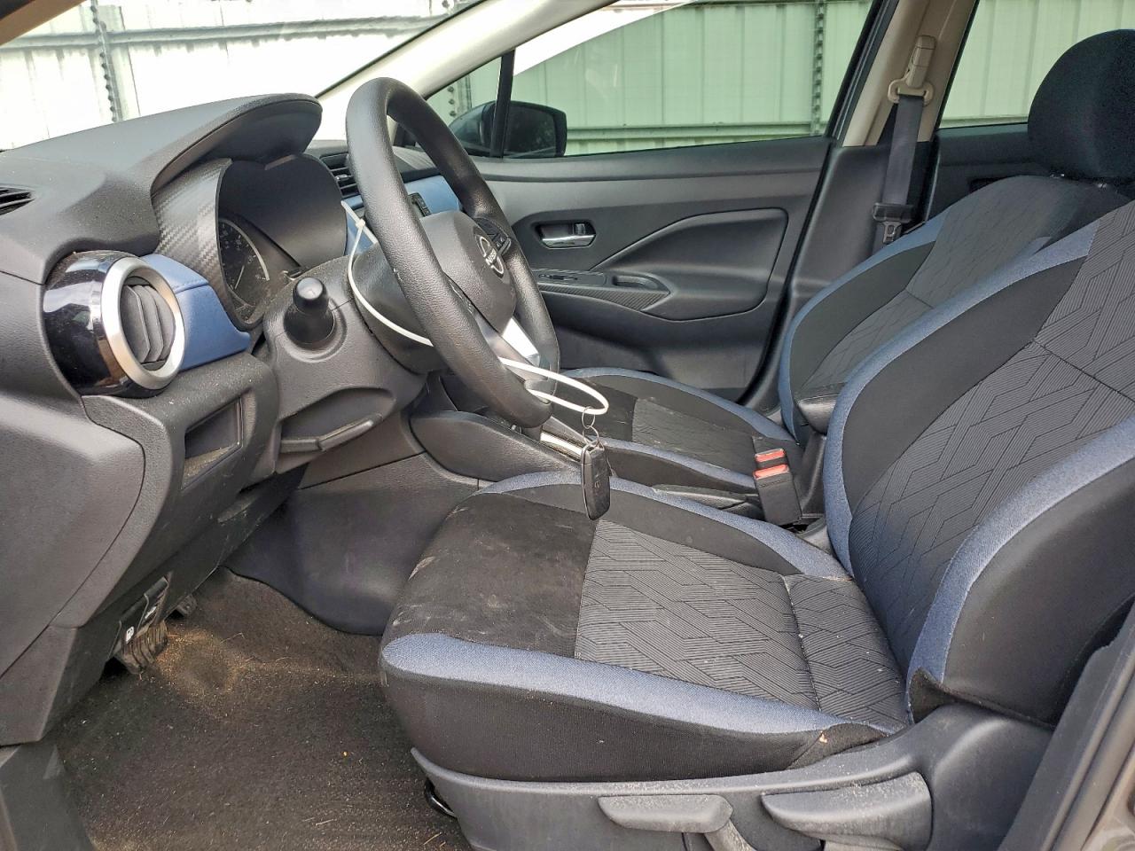 2024 NISSAN VERSA SV photo 7