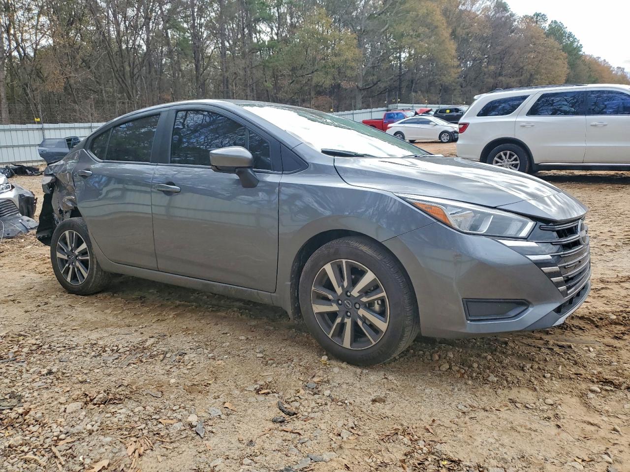 2024 NISSAN VERSA SV photo 4