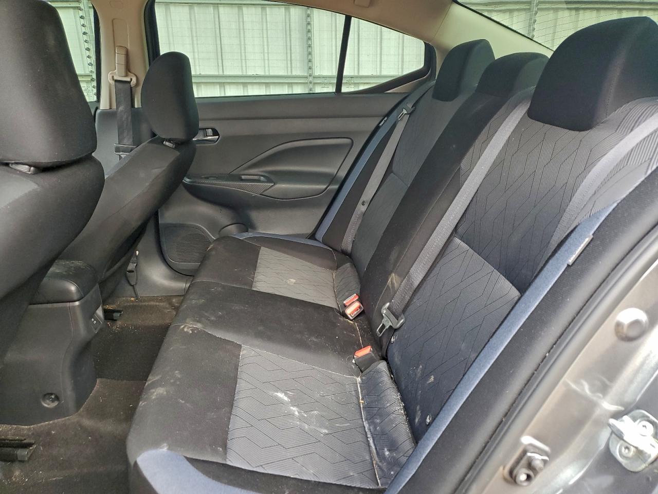 2024 NISSAN VERSA SV photo 10
