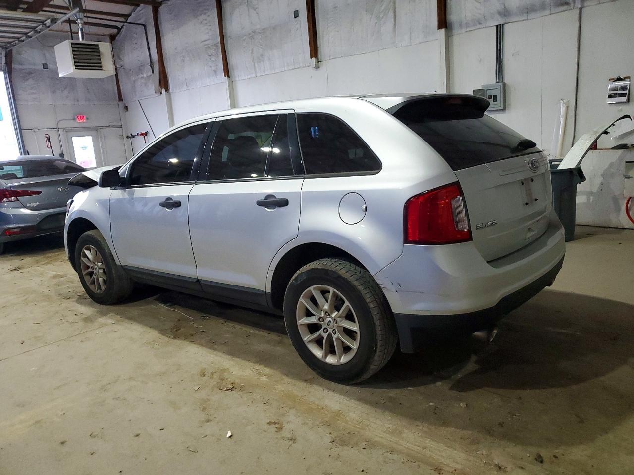 2014 FORD EDGE SE photo 2