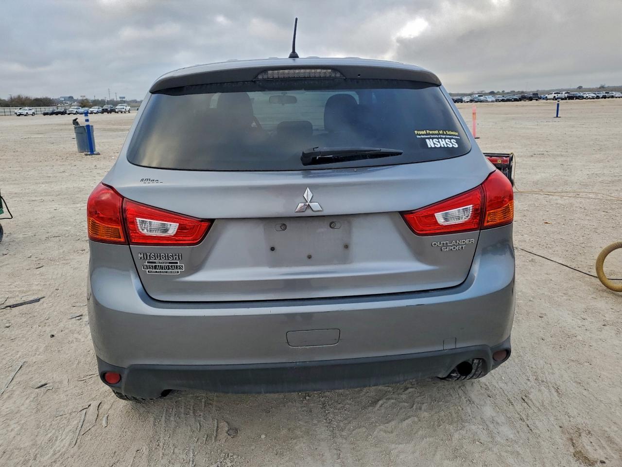 2014 MITSUBISHI OUTLANDER SPORT ES photo 6