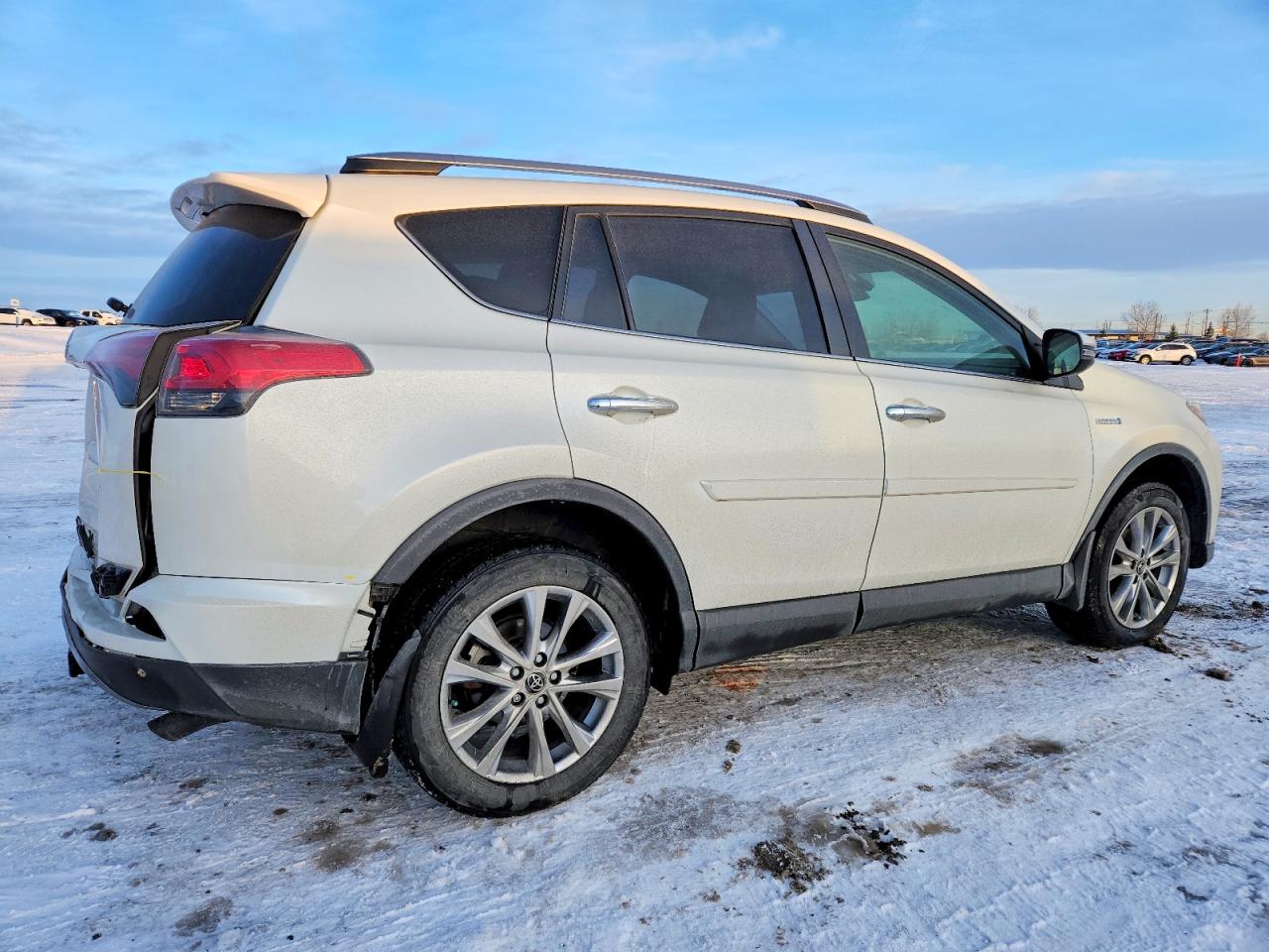 2017 TOYOTA RAV4 HV LIMITED photo 3
