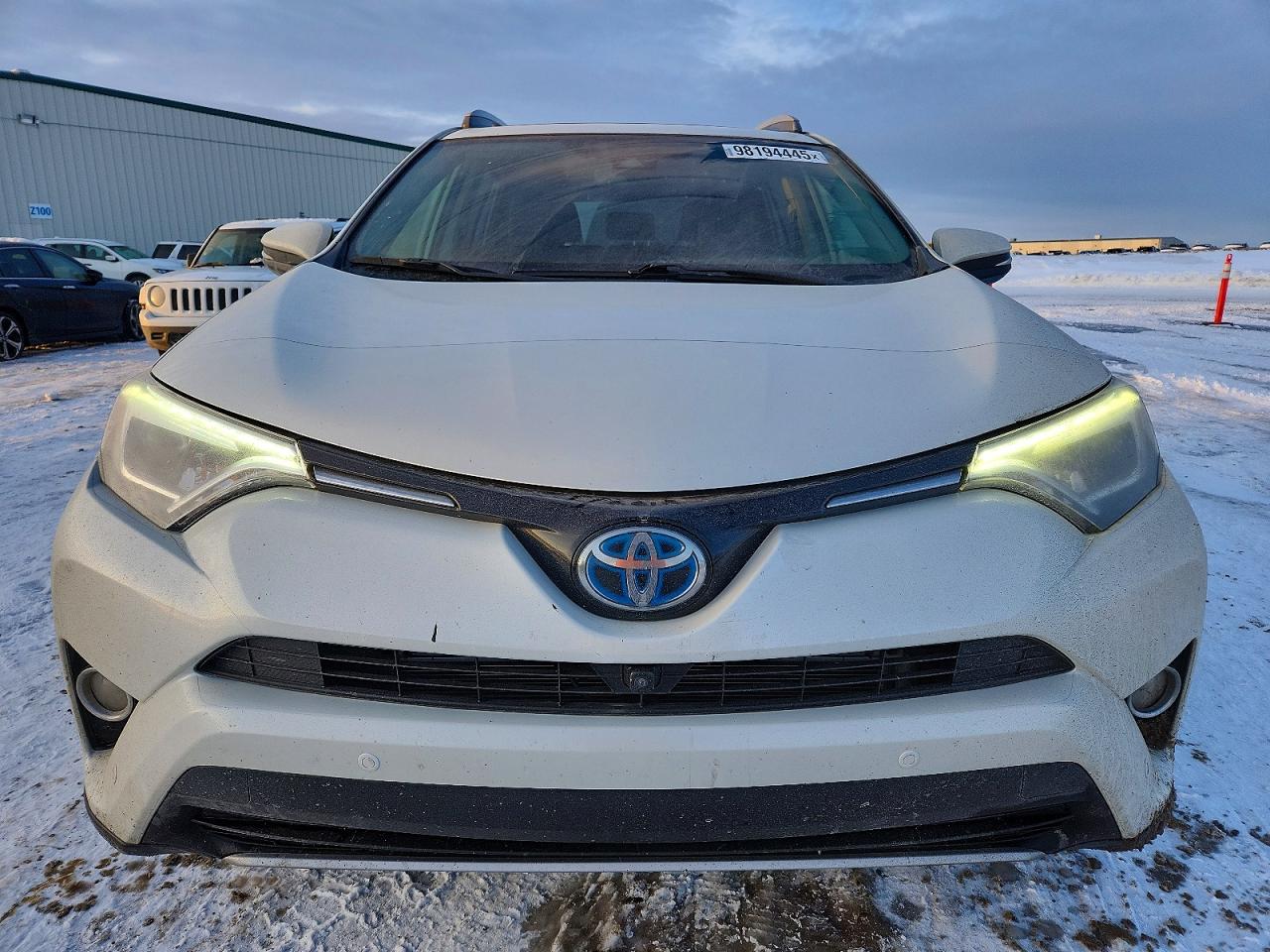 2017 TOYOTA RAV4 HV LIMITED photo 5