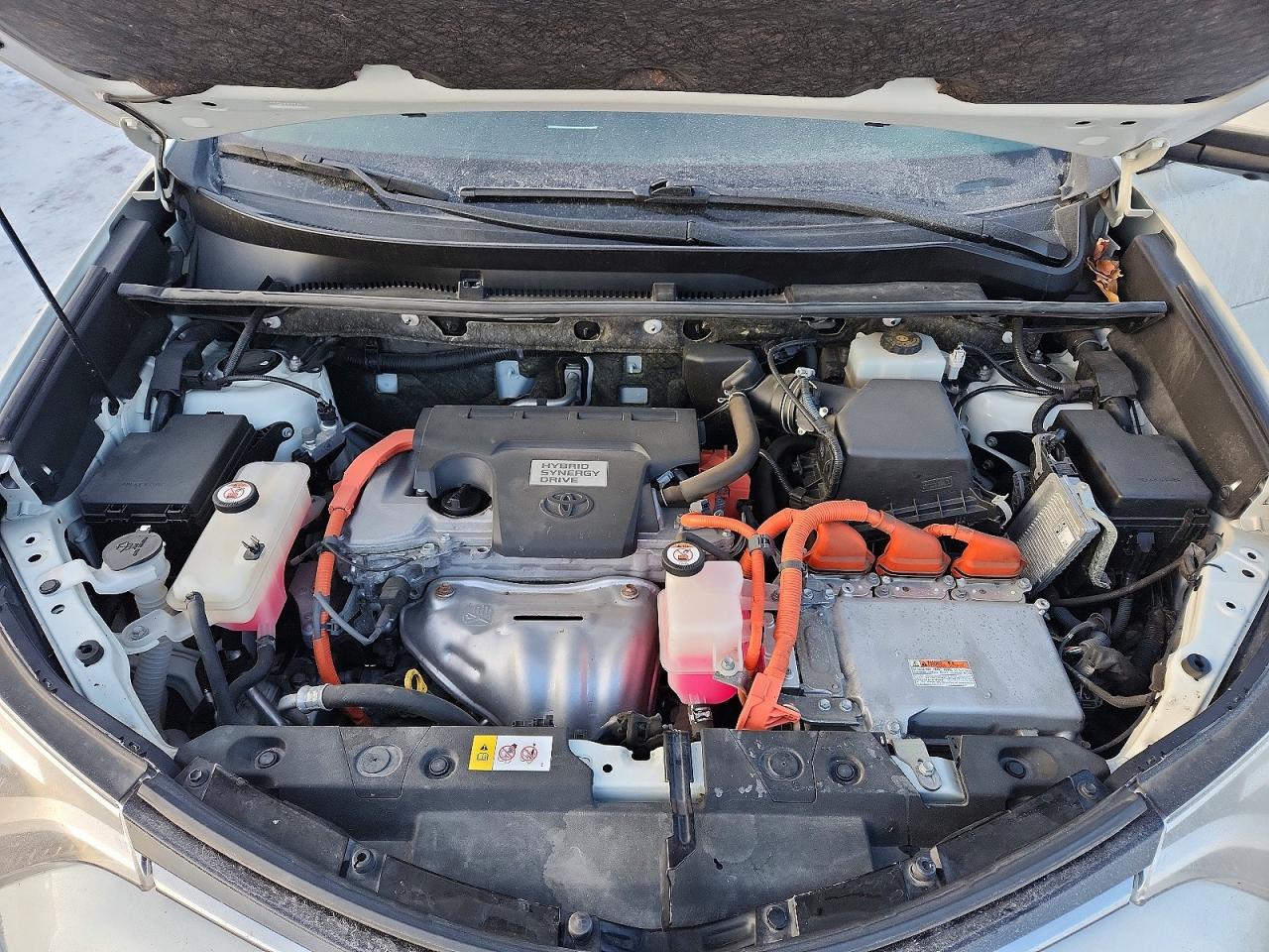 2017 TOYOTA RAV4 HV LIMITED photo 12