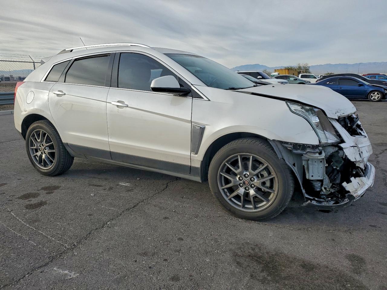 2016 CADILLAC SRX PERFORMANCE COLLECTION photo 4