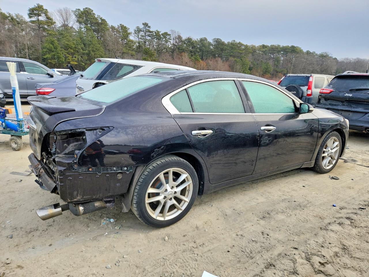 2011 NISSAN MAXIMA S photo 3