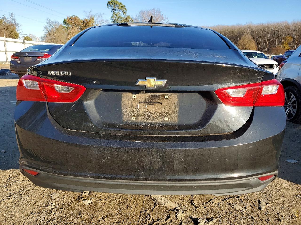 2017 CHEVROLET MALIBU LS photo 6