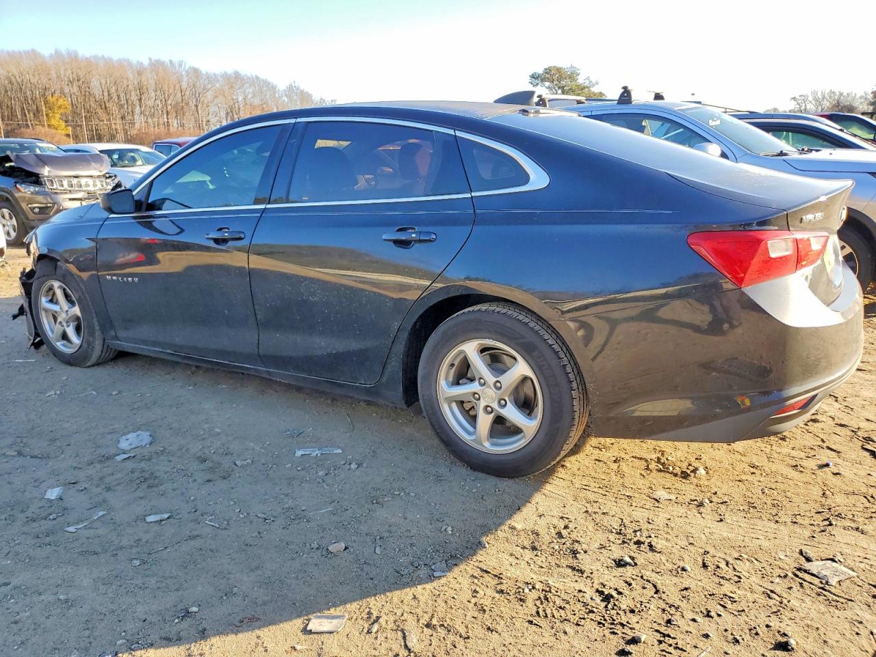2017 CHEVROLET MALIBU LS photo 2