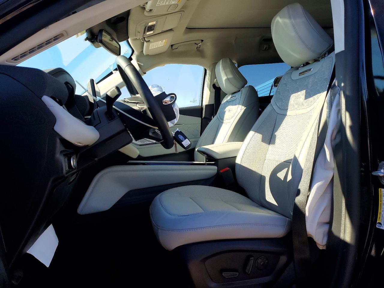 2025 FORD EXPLORER PLATINUM photo 7