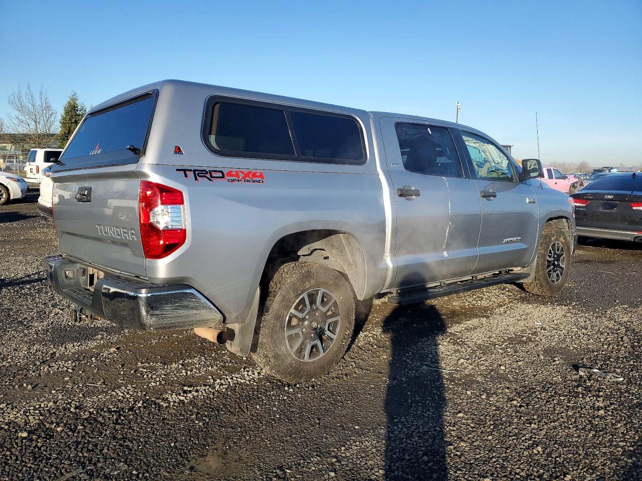 2014 TOYOTA TUNDRA CREWMAX SR5 photo 3