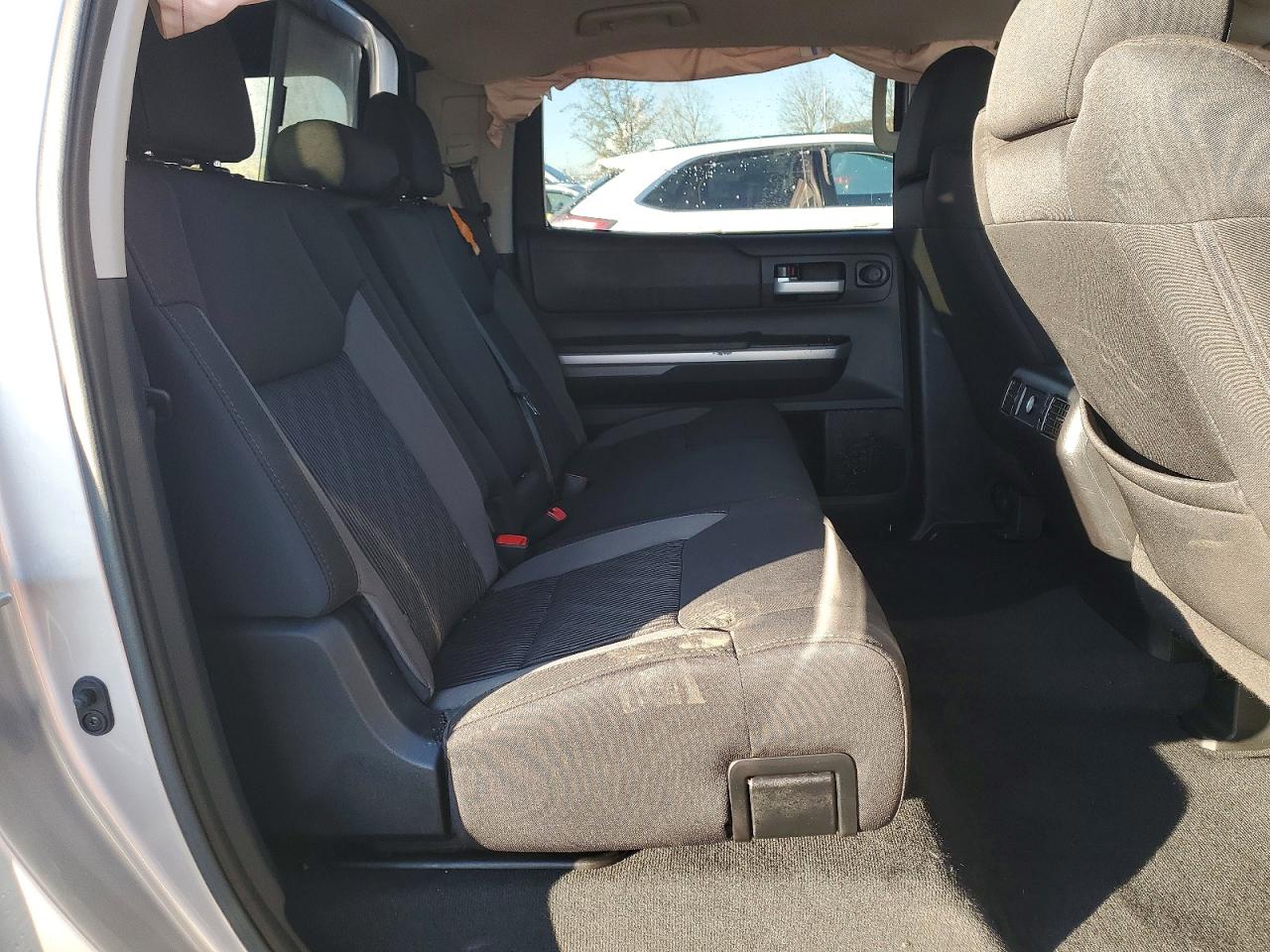 2014 TOYOTA TUNDRA CREWMAX SR5 photo 10