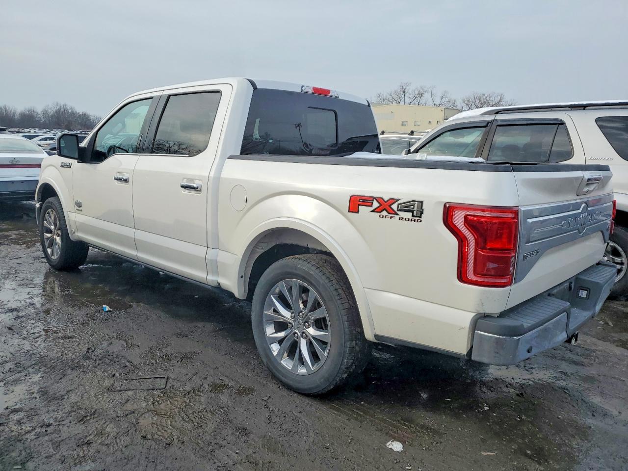 2017 FORD F150 SUPERCREW photo 4
