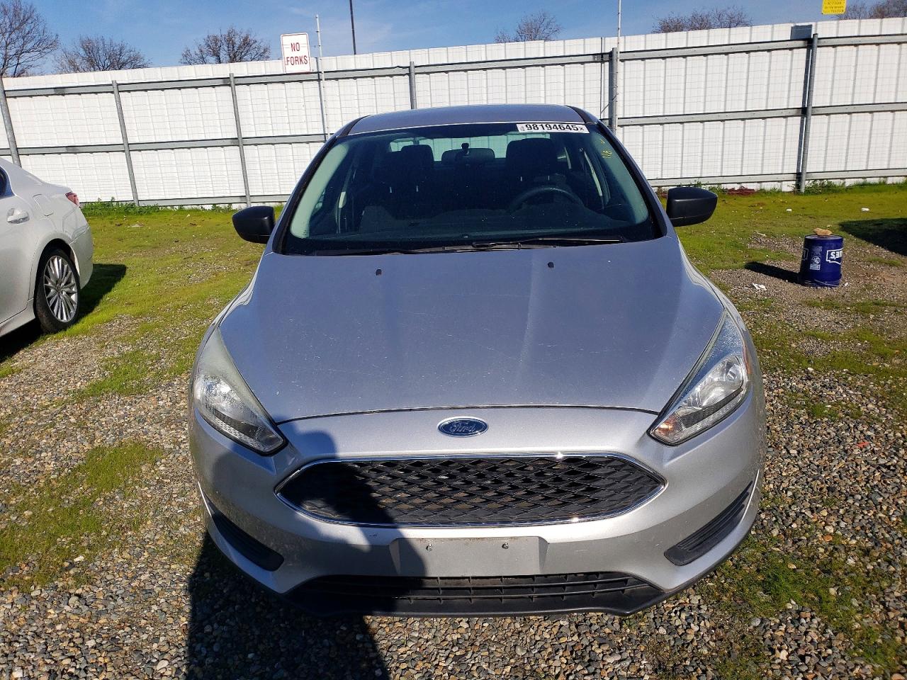 2017 FORD FOCUS S photo 5