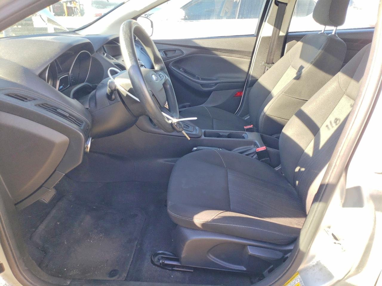 2017 FORD FOCUS S photo 7