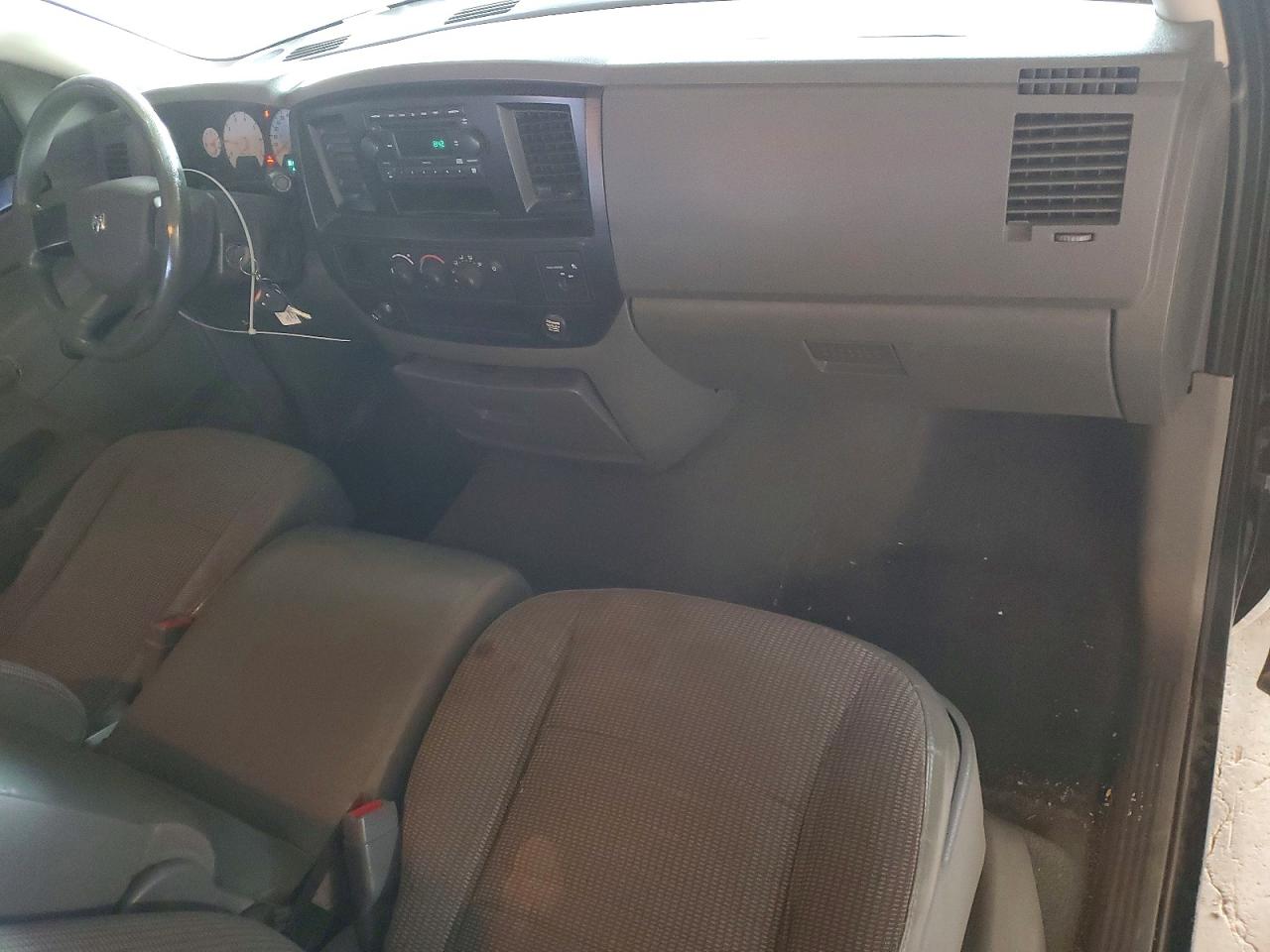 2007 DODGE RAM 1500 ST photo 15