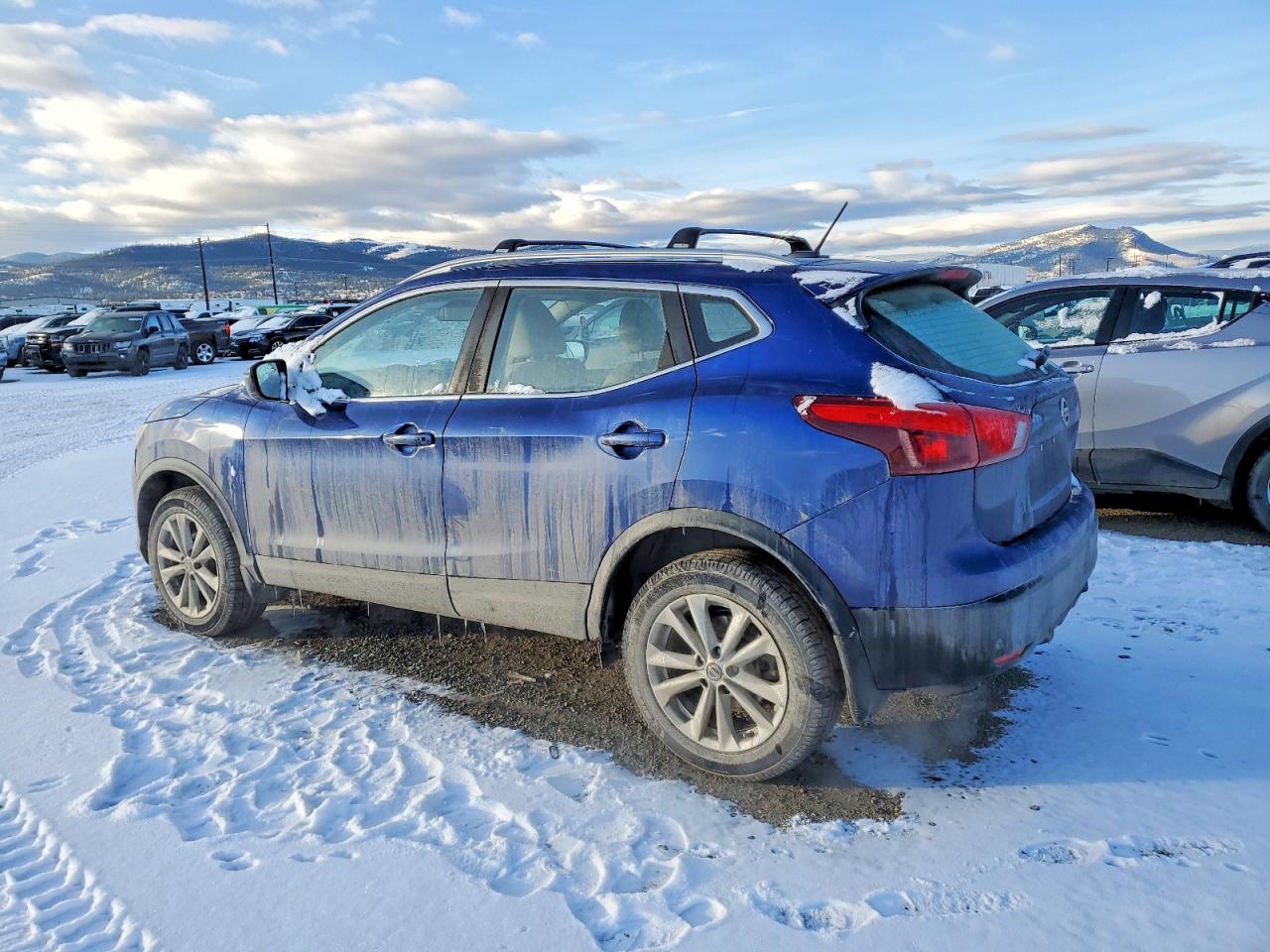 2019 NISSAN ROGUE SPORT S photo 2
