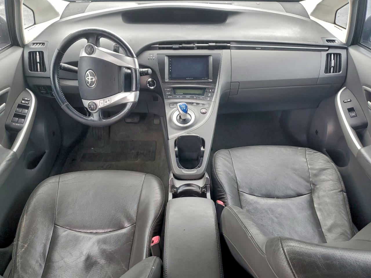 2010 TOYOTA PRIUS photo 15