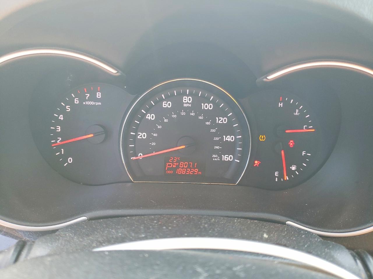 2015 KIA SORENTO LX photo 33