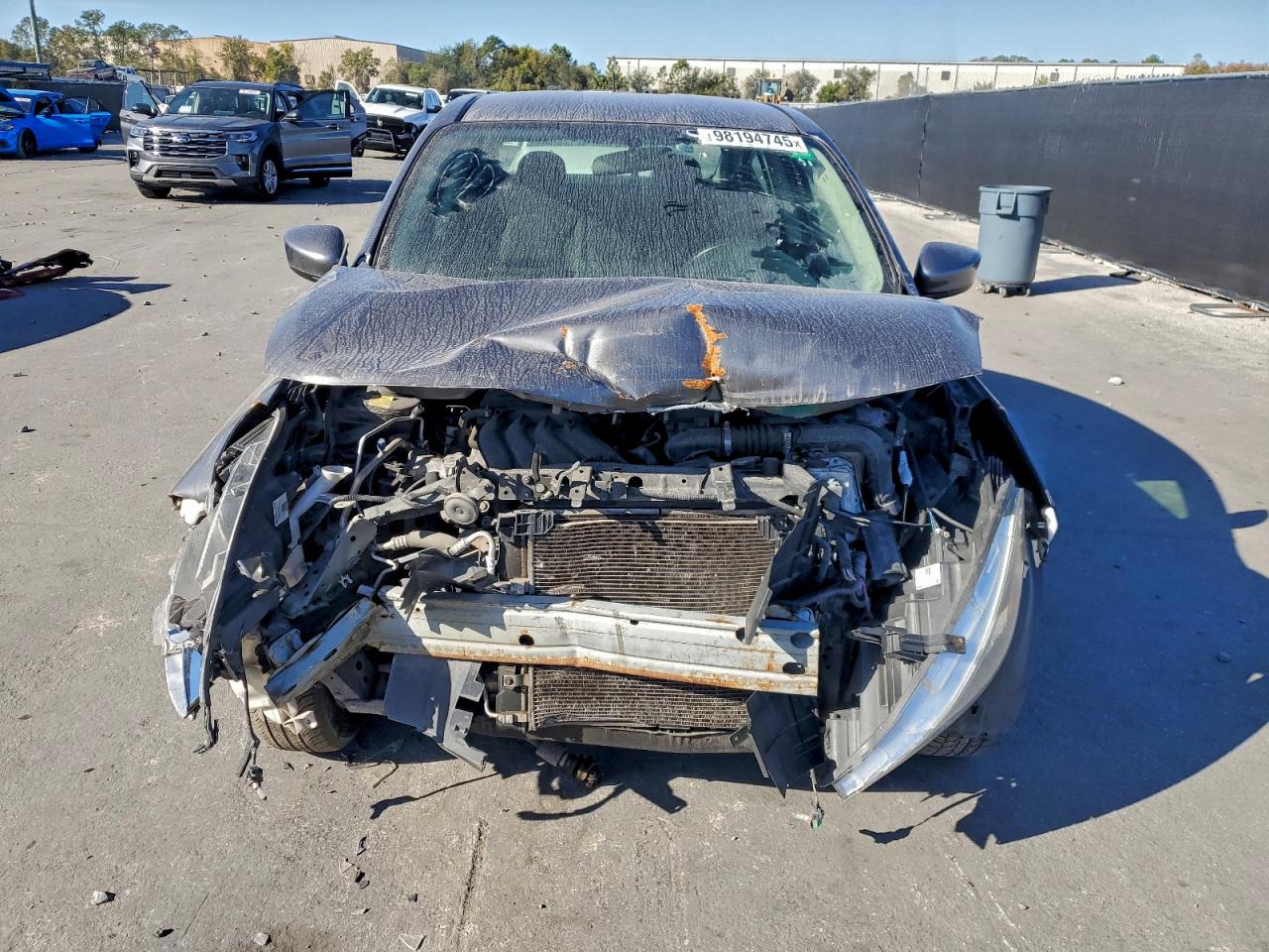 2018 NISSAN VERSA S photo 5