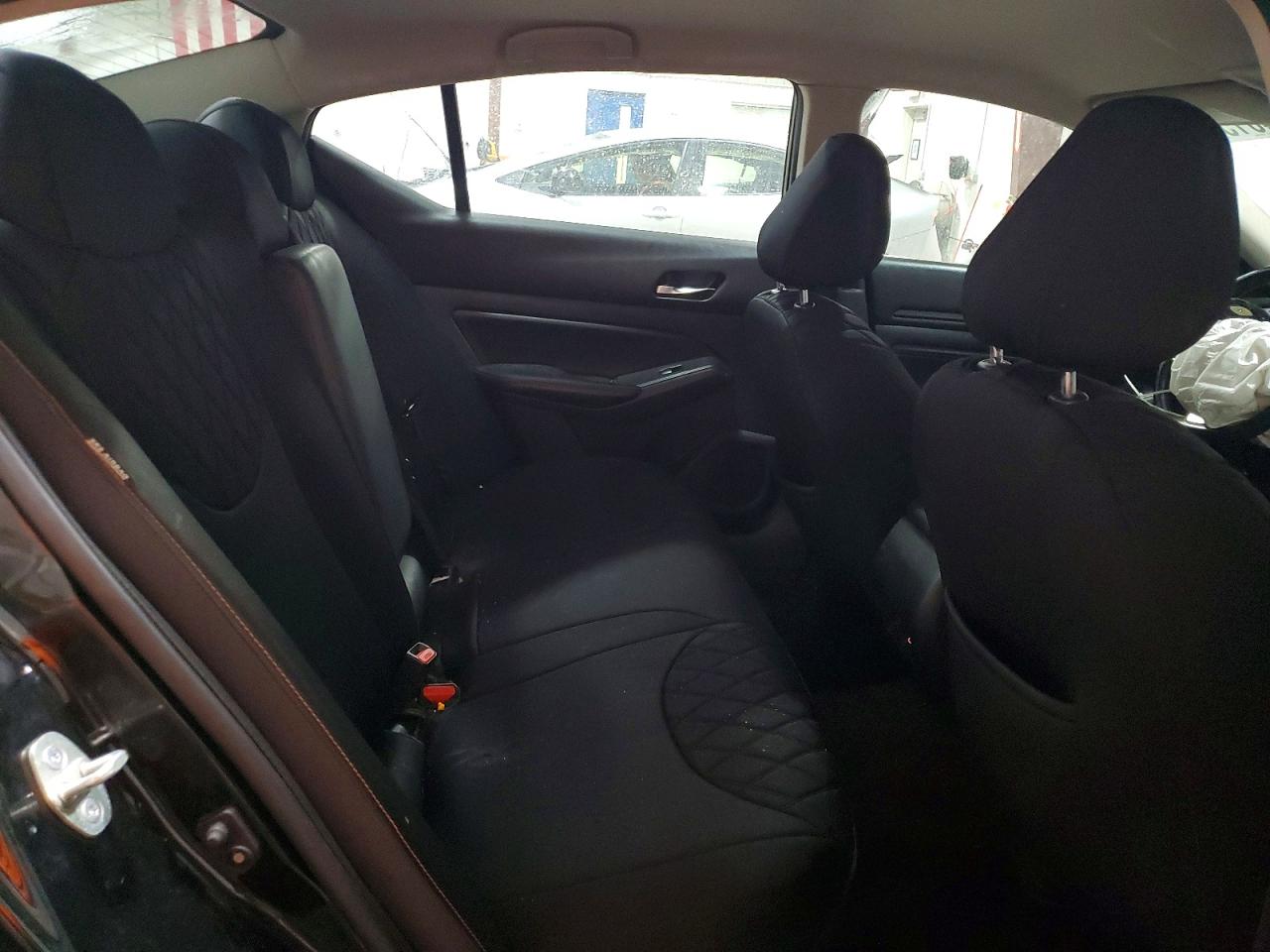 2019 NISSAN ALTIMA SR photo 10