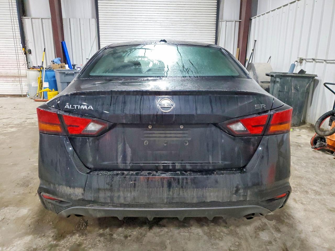 2019 NISSAN ALTIMA SR photo 6