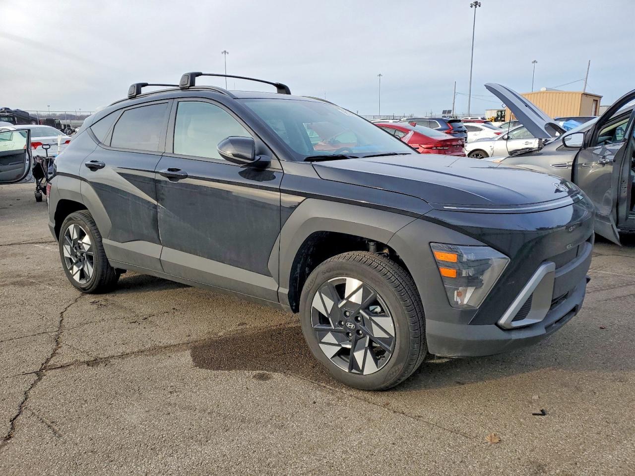 2025 HYUNDAI KONA SEL photo 4