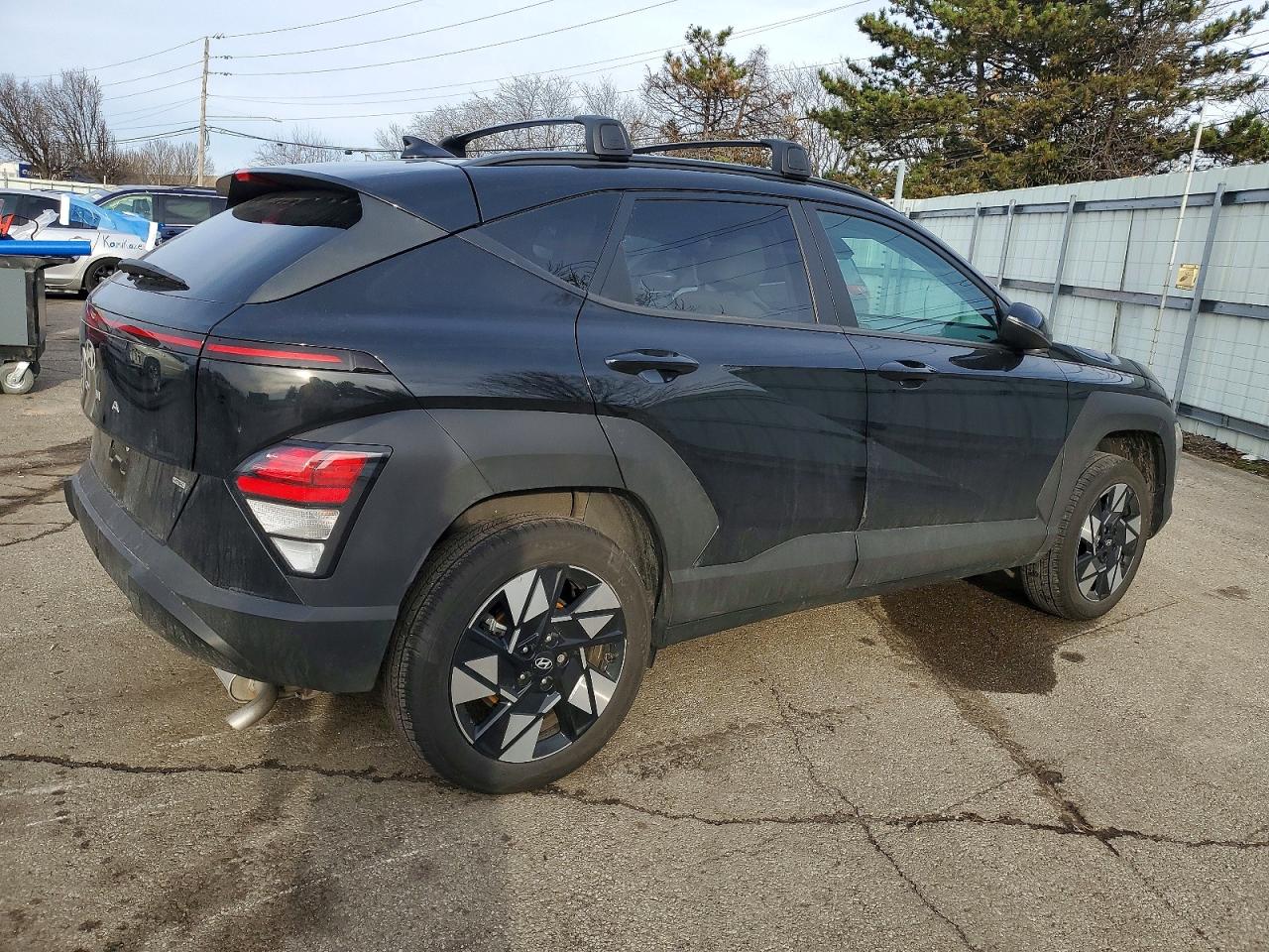 2025 HYUNDAI KONA SEL photo 3