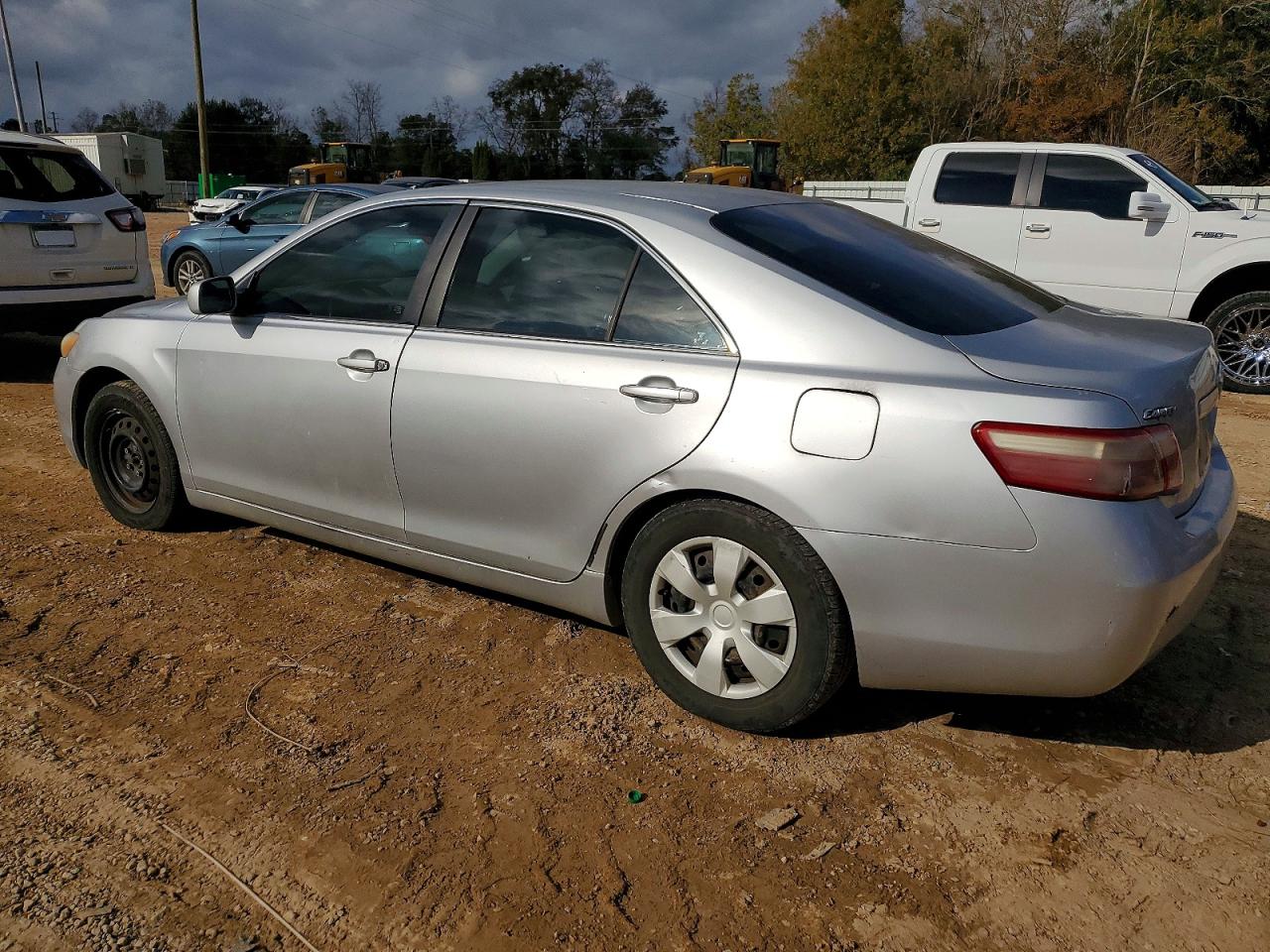 2009 TOYOTA CAMRY BASE photo 3
