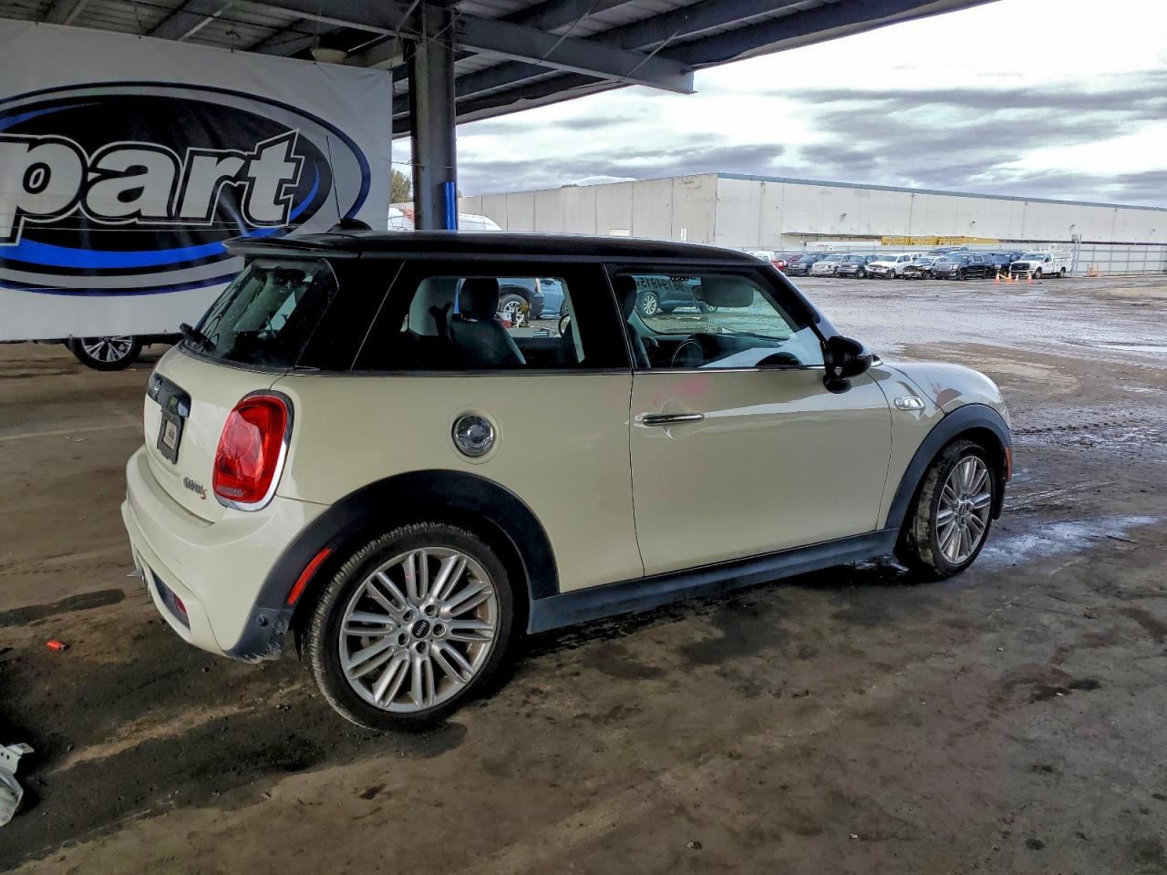 2019 MINI COOPER S photo 5