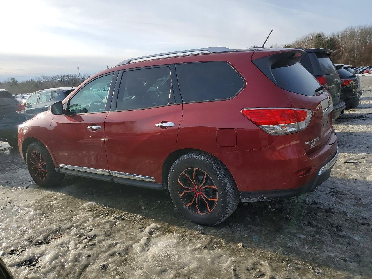2013 NISSAN PATHFINDER S photo 3