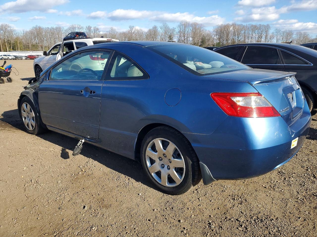 2011 HONDA CIVIC LX photo 2