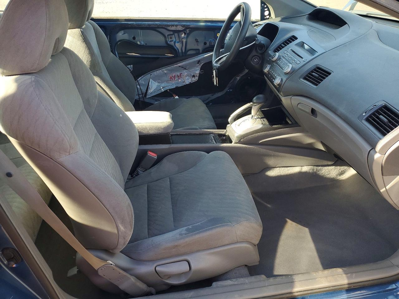 2011 HONDA CIVIC LX photo 7