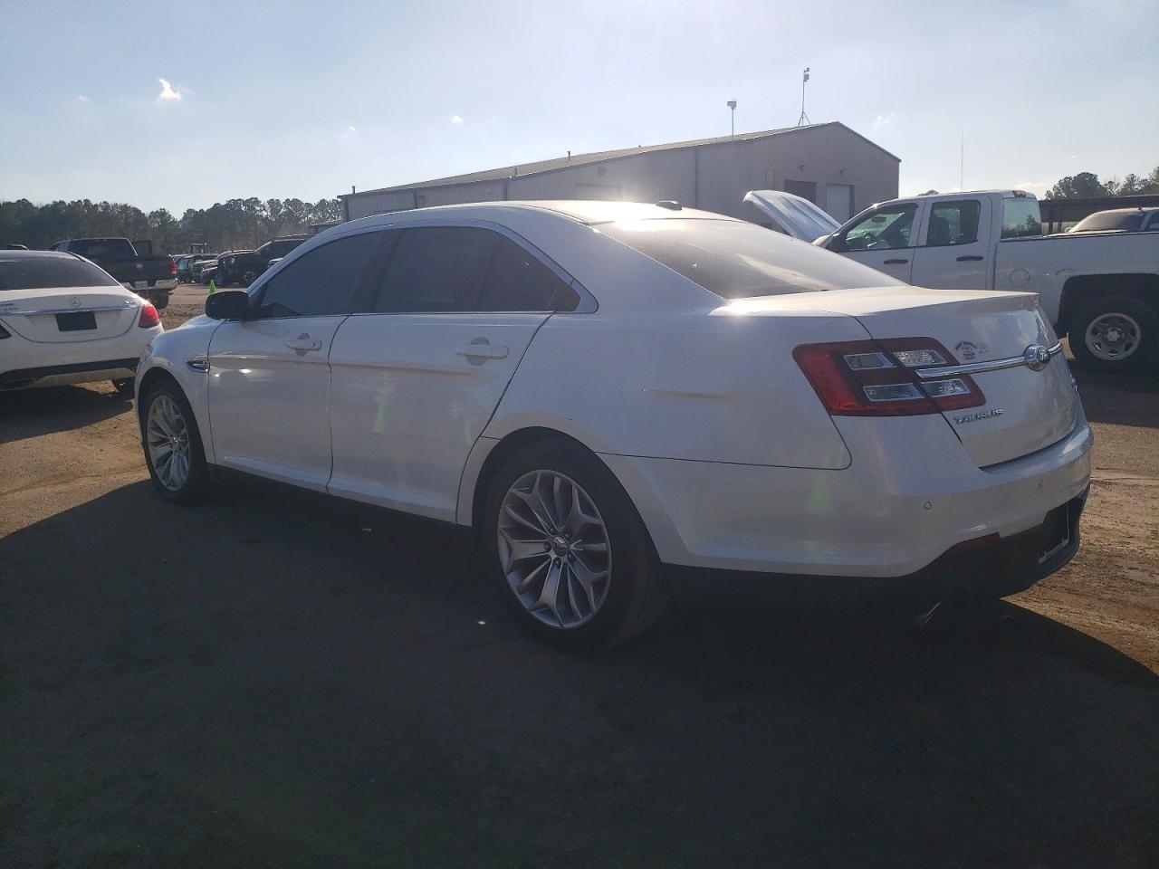 2014 FORD TAURUS LIMITED photo 2