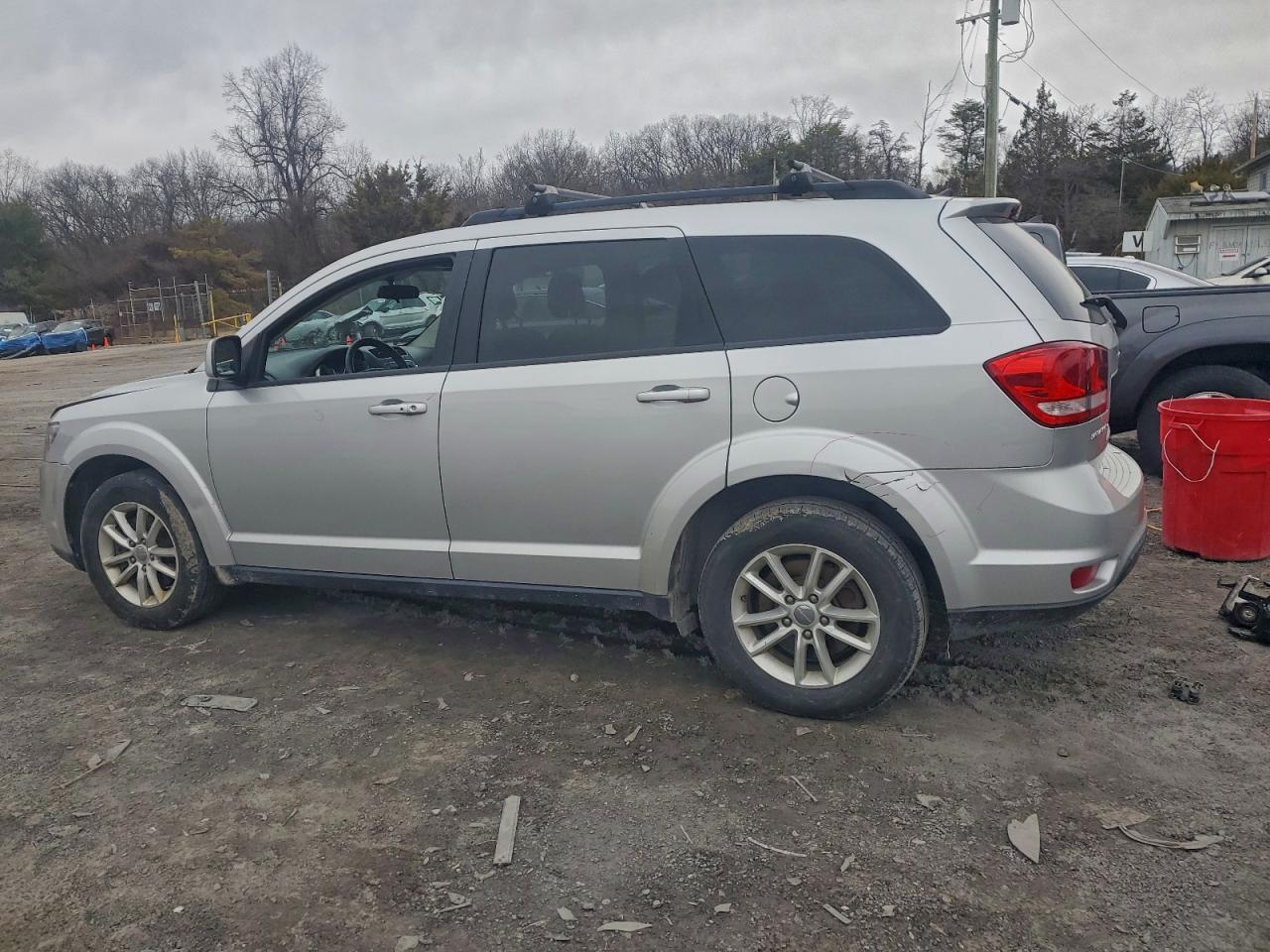 2014 DODGE JOURNEY SXT photo 2