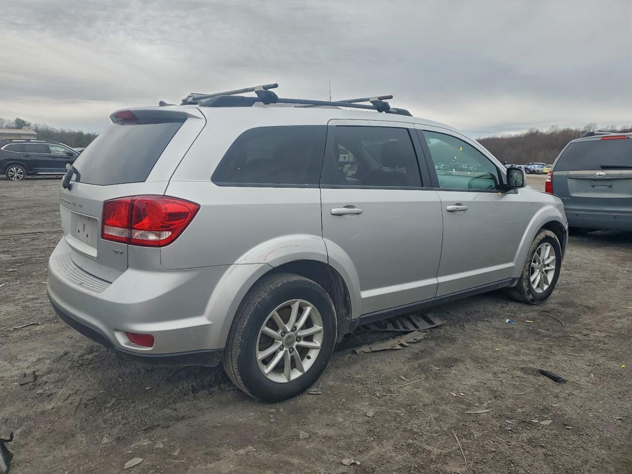 2014 DODGE JOURNEY SXT photo 3