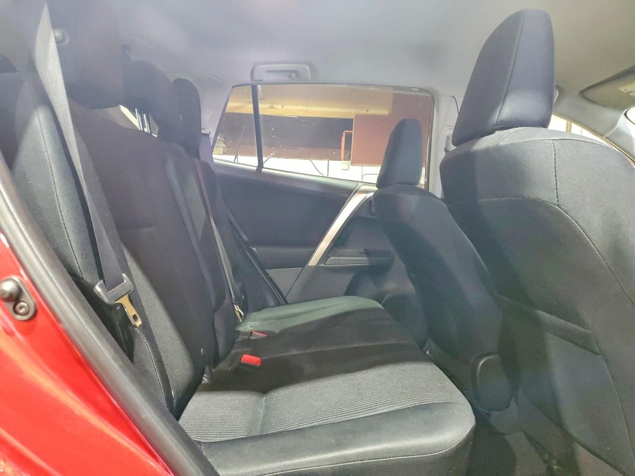 2015 TOYOTA RAV4 LE photo 11