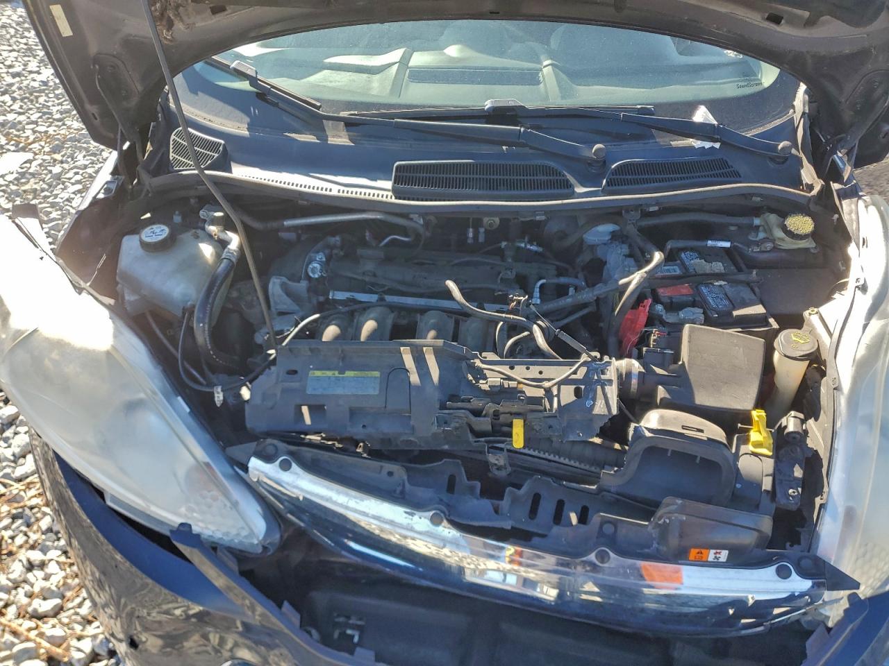 2012 FORD FIESTA SE photo 11