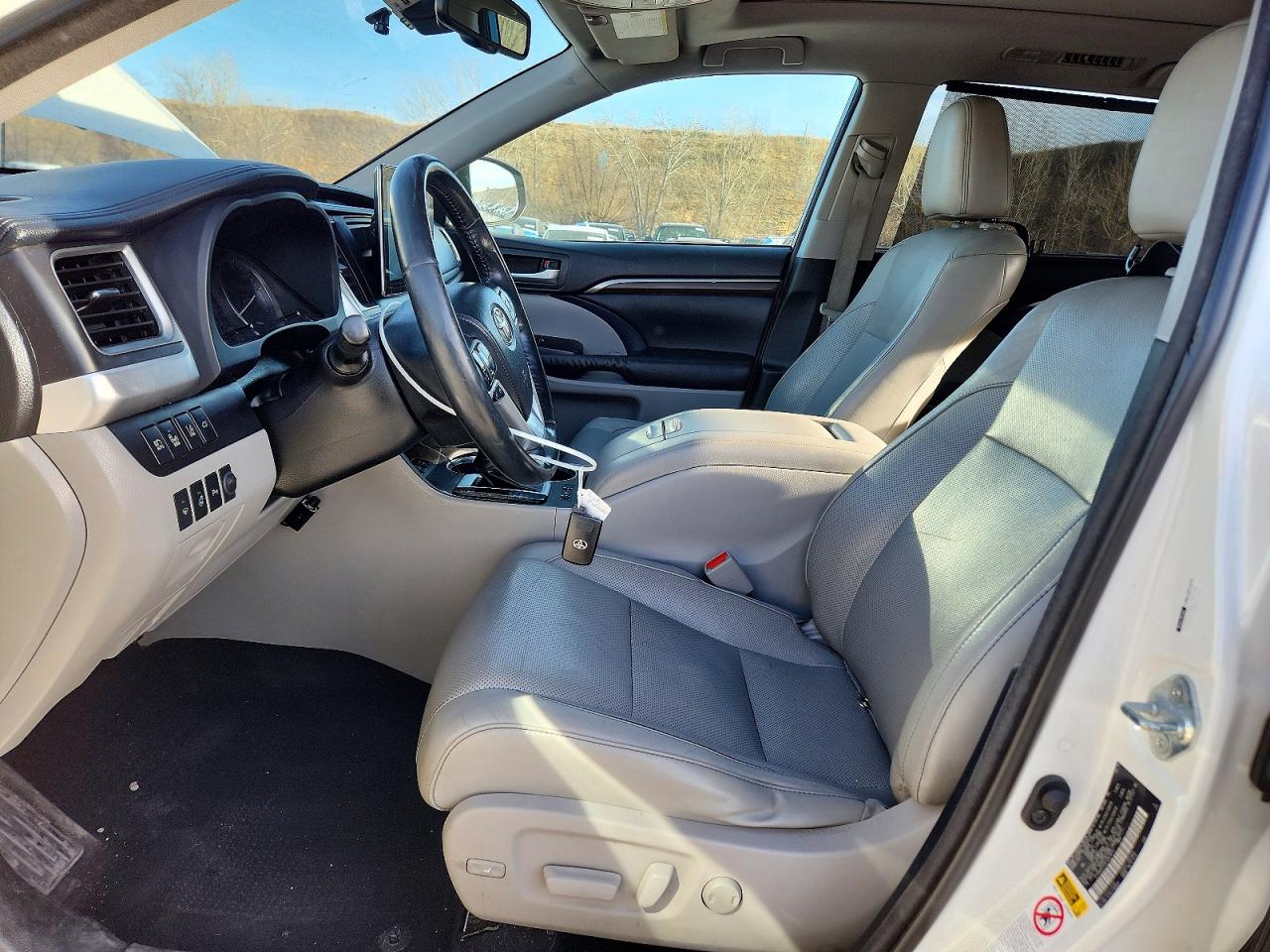 2014 TOYOTA HIGHLANDER LIMITED photo 7