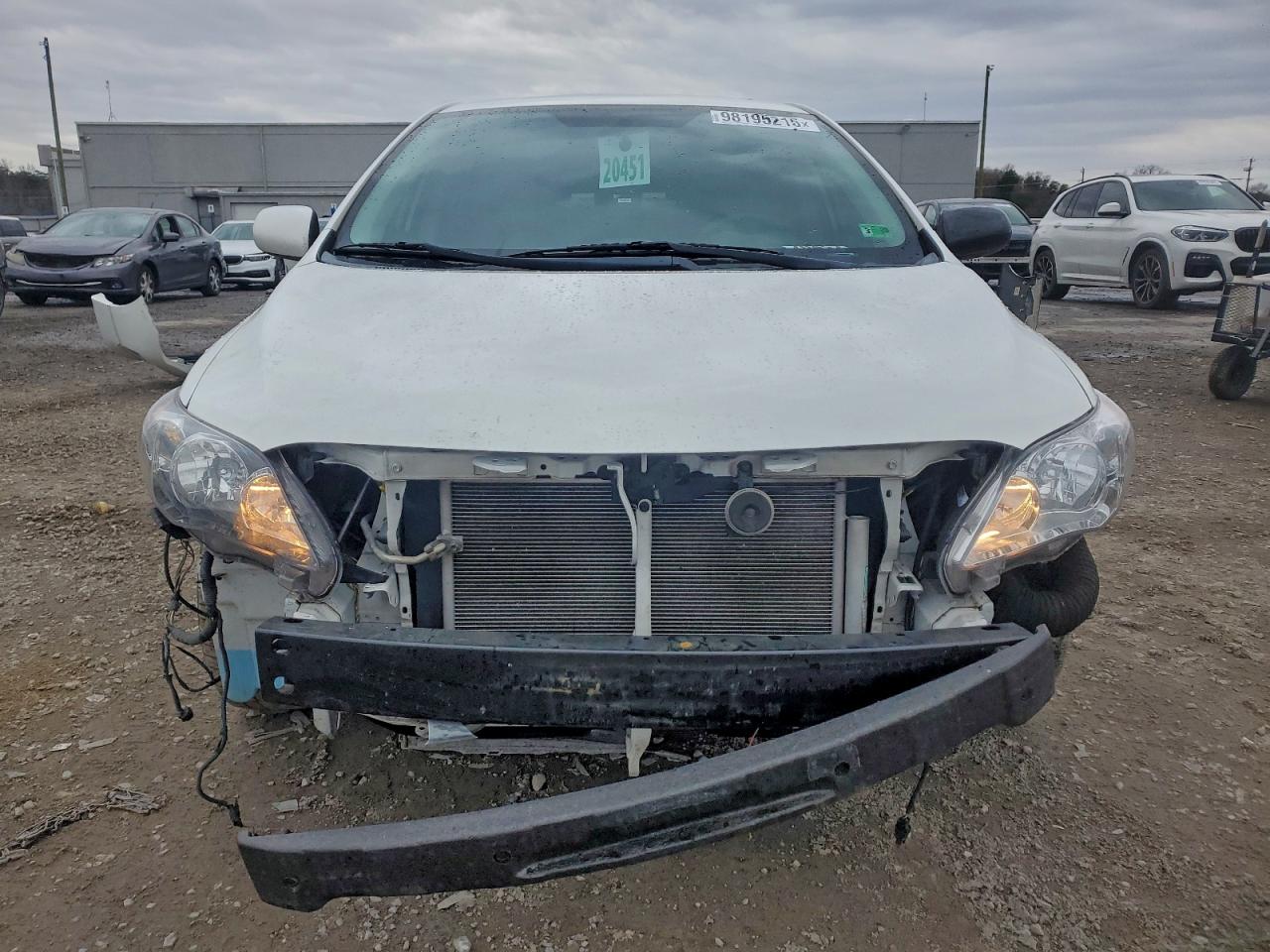 2013 TOYOTA COROLLA BASE photo 5