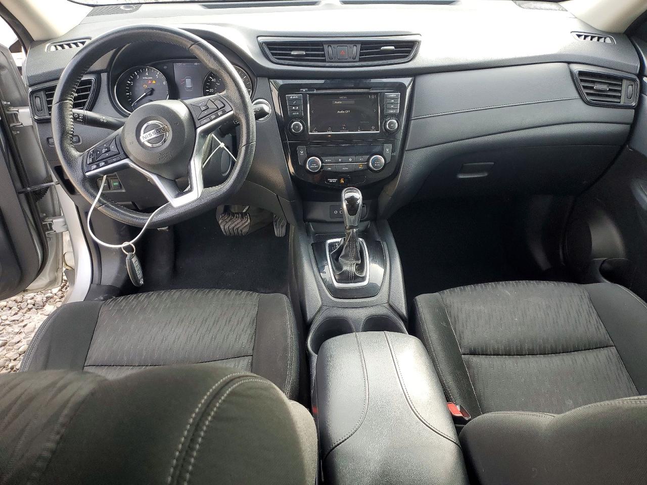 2019 NISSAN ROGUE S photo 8