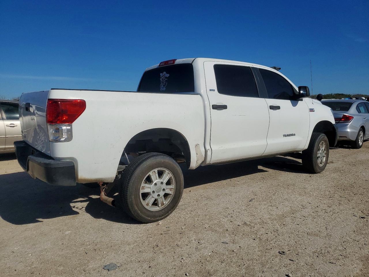 2010 TOYOTA TUNDRA CREWMAX SR5 photo 3