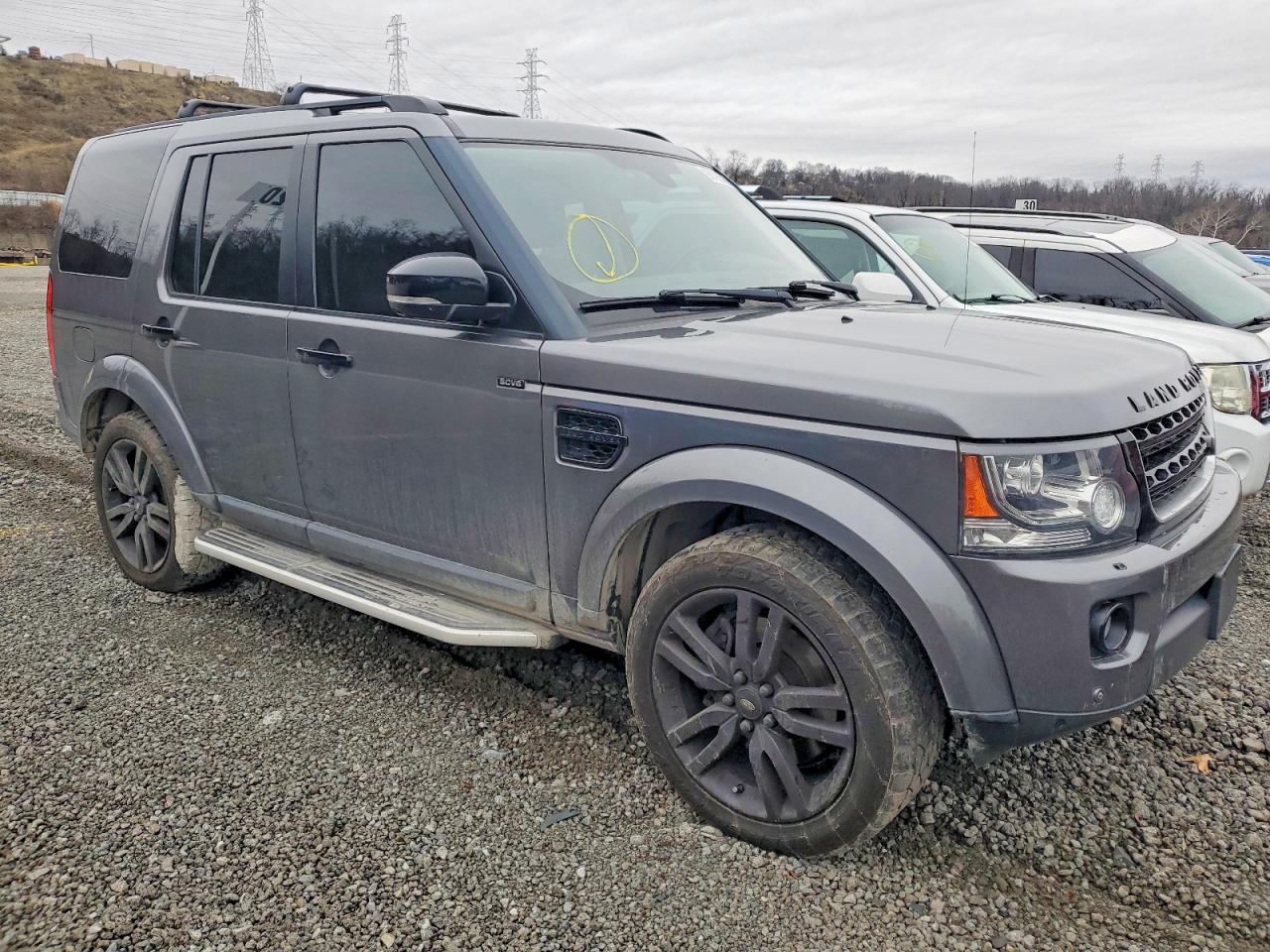 2016 LAND ROVER LR4 HSE photo 4