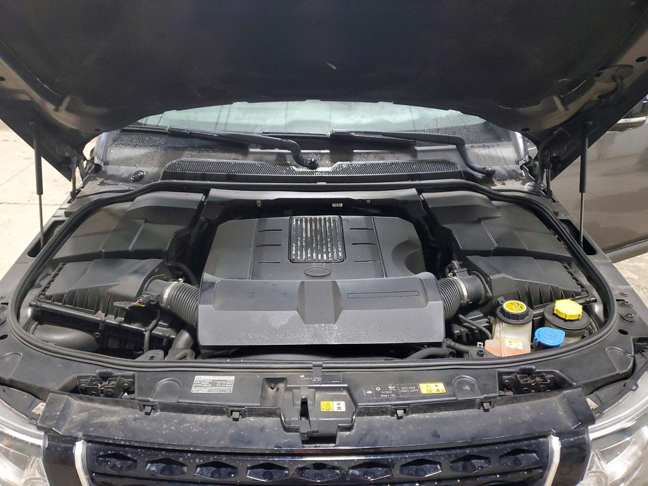 2016 LAND ROVER LR4 HSE photo 12