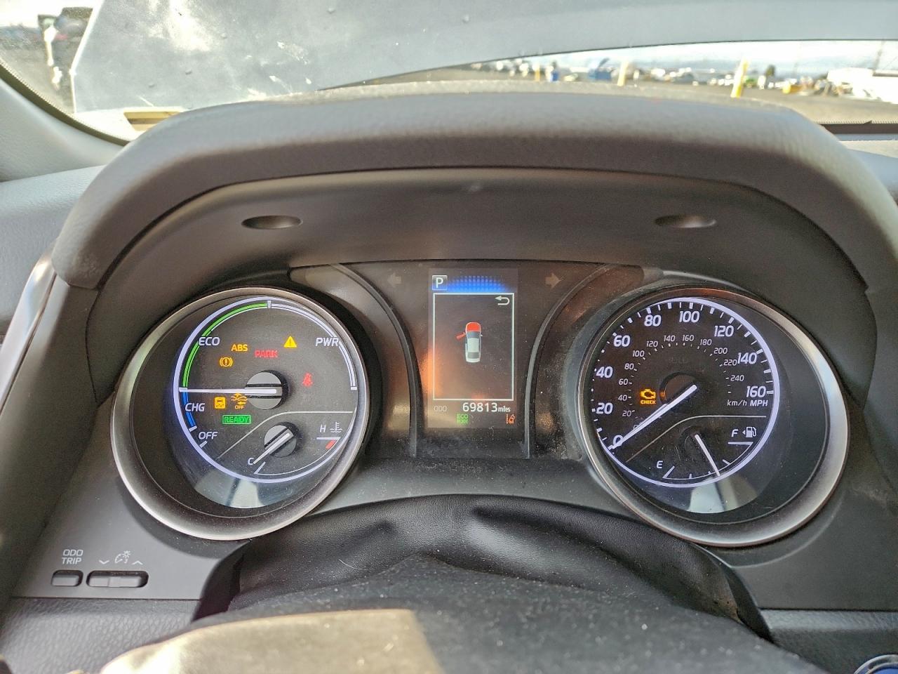 2021 TOYOTA CAMRY SE photo 9