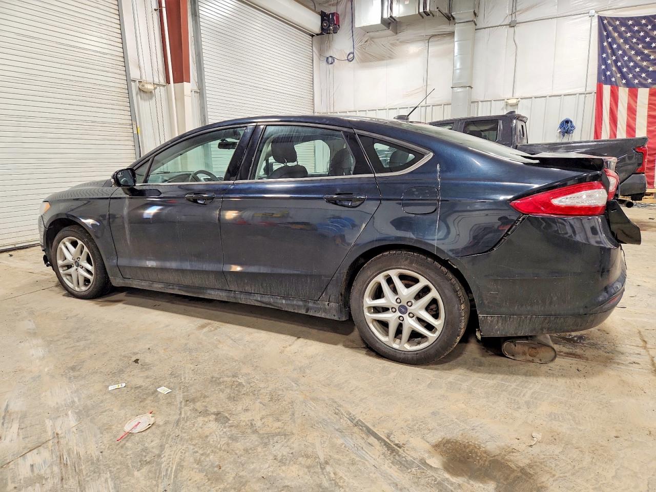2014 FORD FUSION SE photo 2