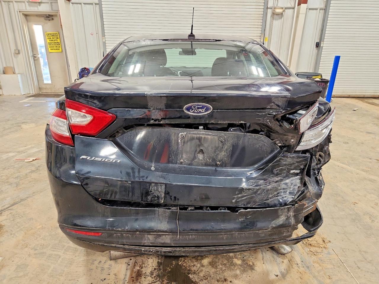 2014 FORD FUSION SE photo 6