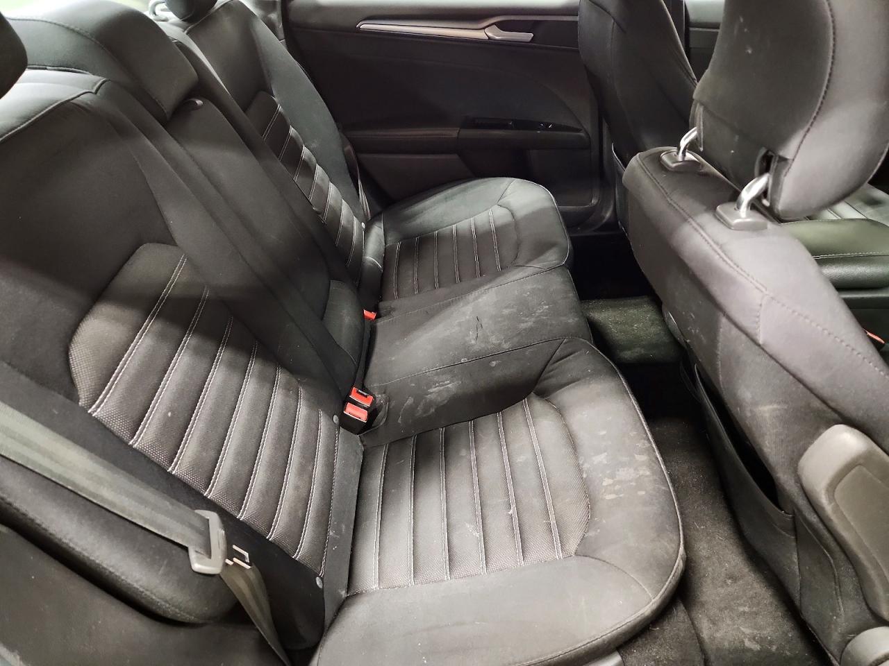 2014 FORD FUSION SE photo 10